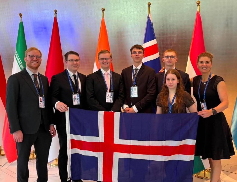 Ása Dagrún hlaut viðurkenningu fyrir góðan árangur í Ólympíukeppninni