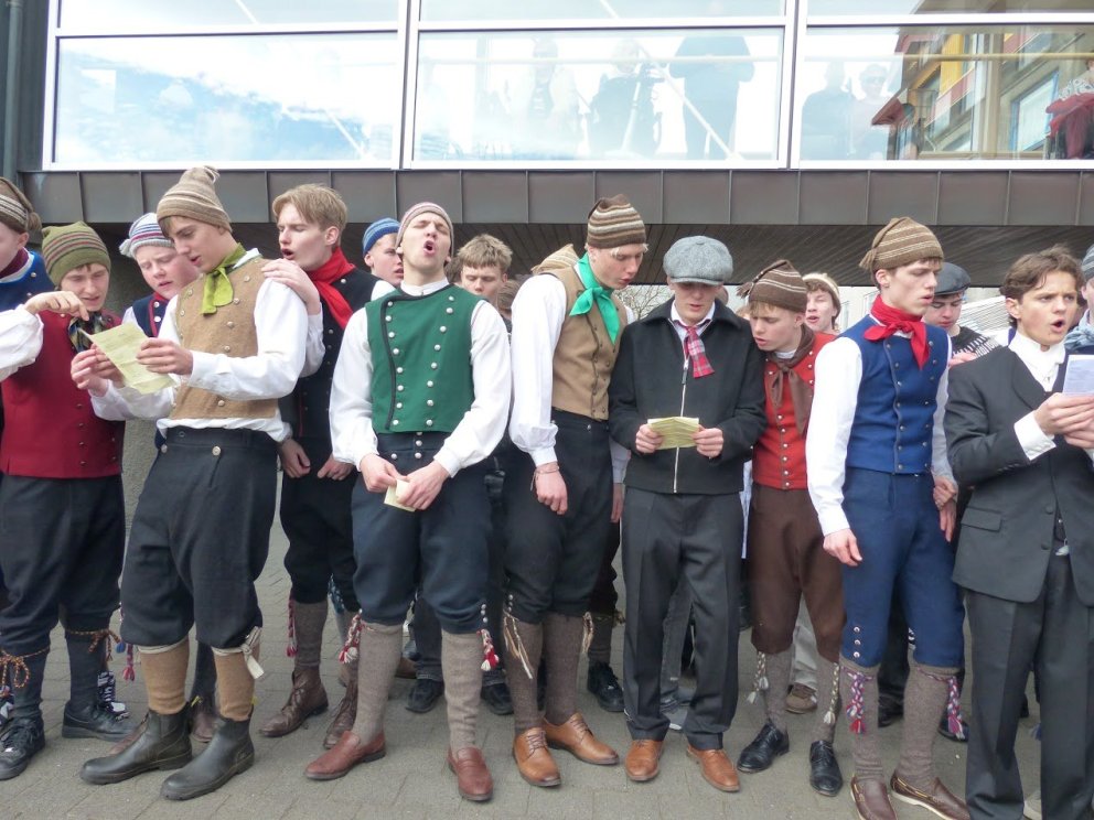 Fallegur peysufatadagur