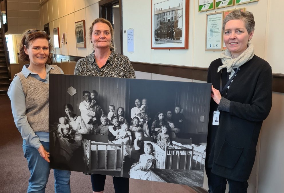 Frá vinstri: Ásdís Arnalds aðstoðarskólameistari, Björk Þorgeirsdóttir námsstjóri og Dagný Heiðdal v&hellip;