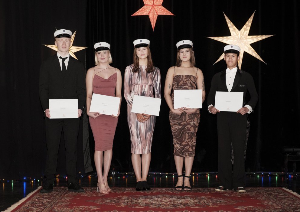 Hátíðleg útskrift