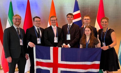 Ása Dagrún hlaut viðurkenningu fyrir góðan árangur í Ólympíukeppninni