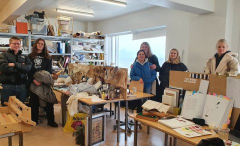 Lifandi kennsla út um allan bæ