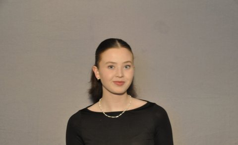 Kvenskælingur í landsliðinu í eðlisfræði