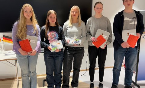 Frá vinstri: Arnheiður Anna, Ása Dagrún, Eva Rakel, Embla Hrönn og Thomas. Á myndina vantar Guðlaugu…