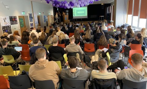 Nemendur héldu ráðstefnu