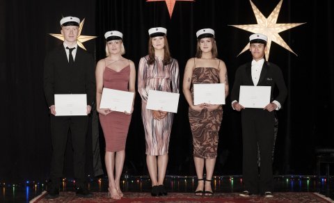 Hátíðleg útskrift